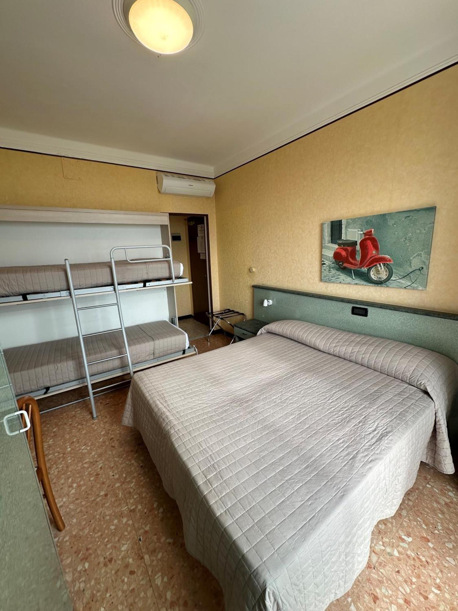 Hotel Svizzera Arma di Taggia Dış mekan fotoğraf