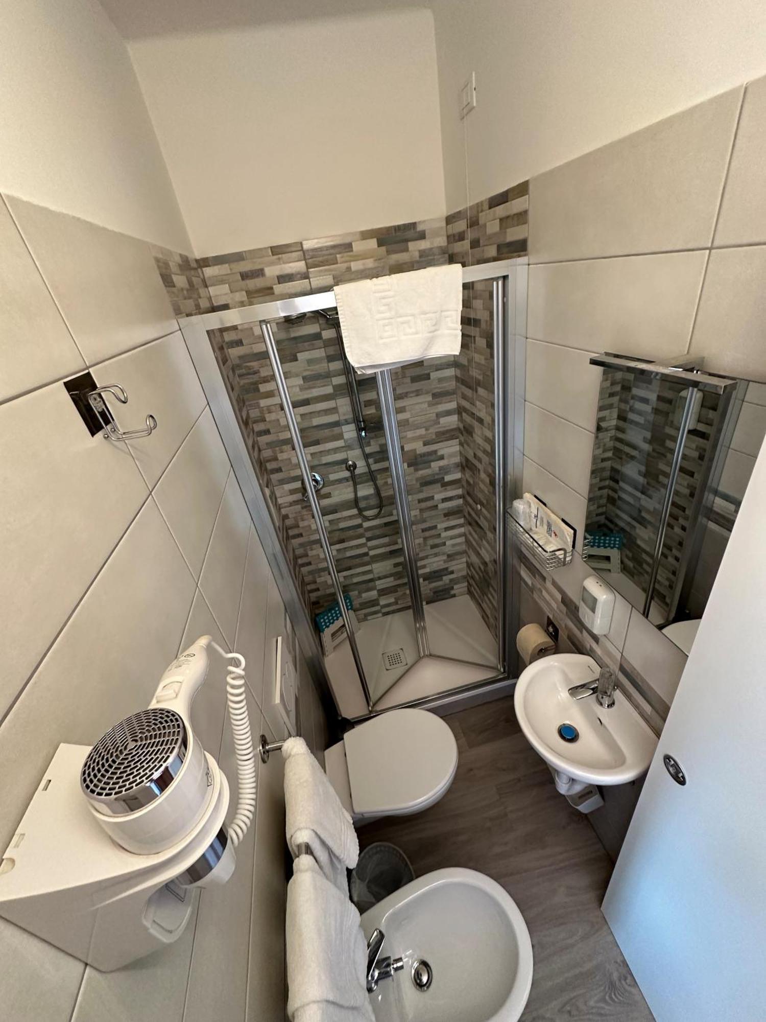 Hotel Svizzera Arma di Taggia Dış mekan fotoğraf