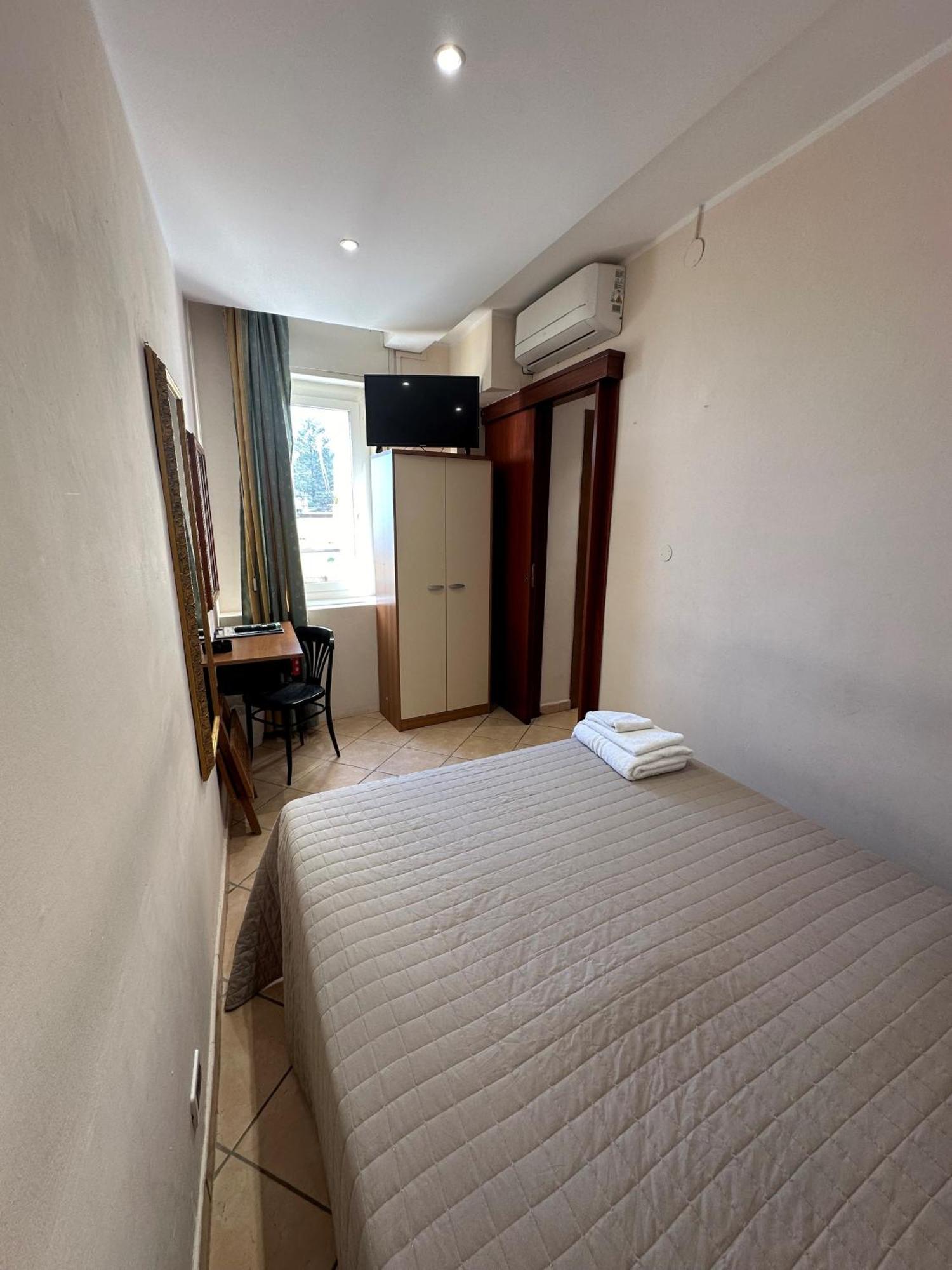 Hotel Svizzera Arma di Taggia Dış mekan fotoğraf