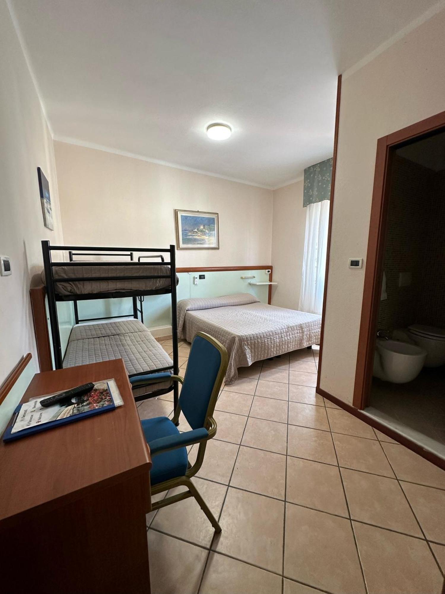 Hotel Svizzera Arma di Taggia Dış mekan fotoğraf